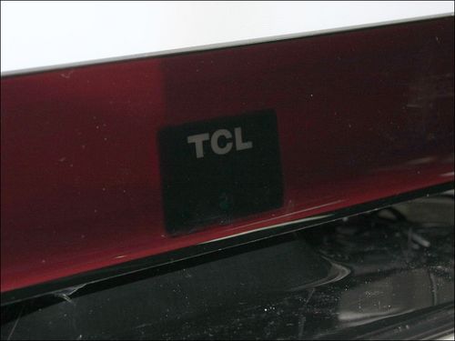 TCL L46P10BDTCL L46P10BD机身LOGO