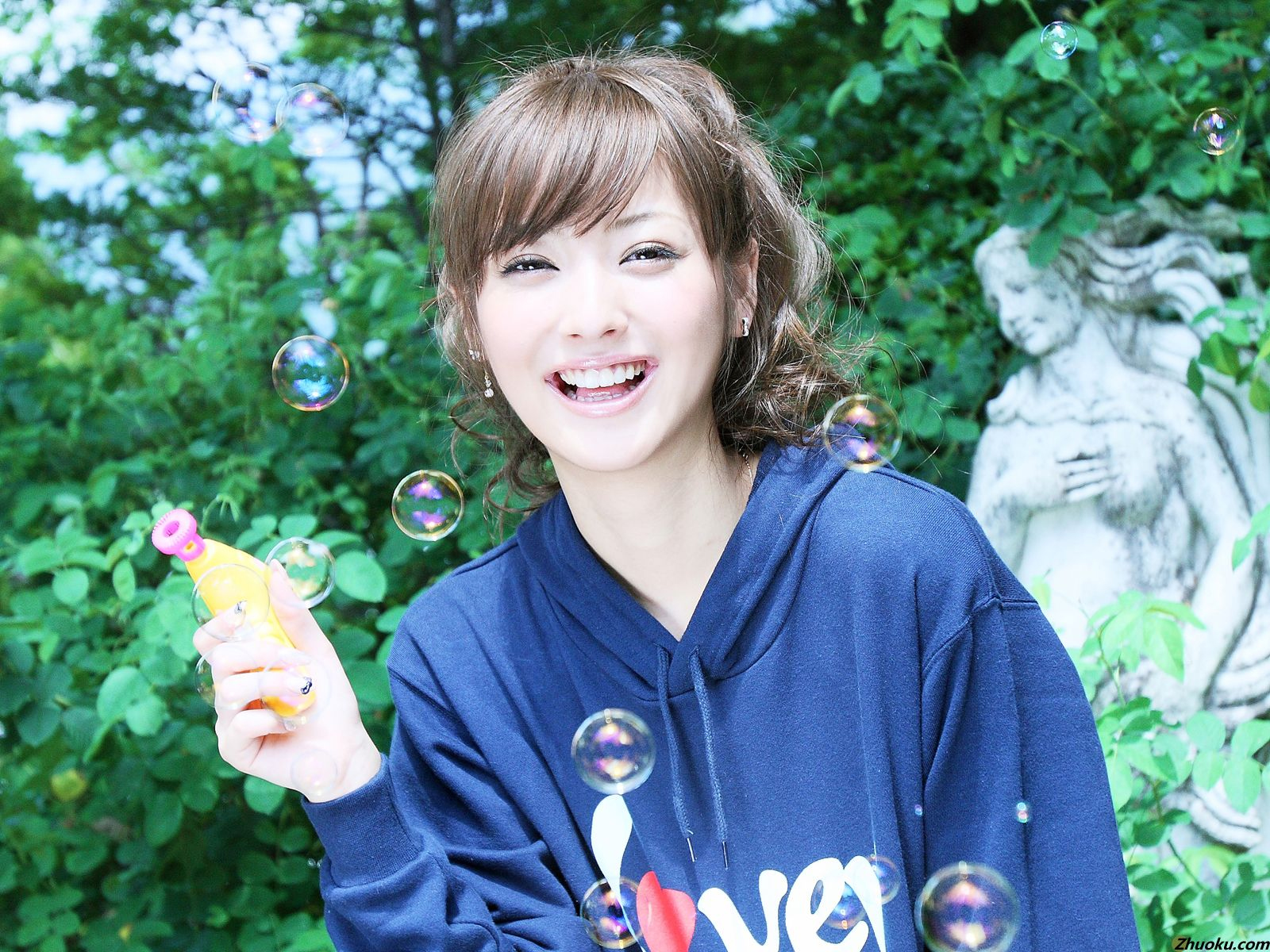 佐佐木希超甜美写真高清壁纸
